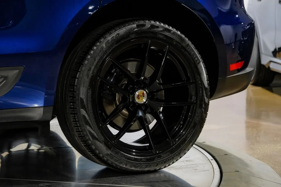 2023 Porsche Macan T - Image 2 of 20