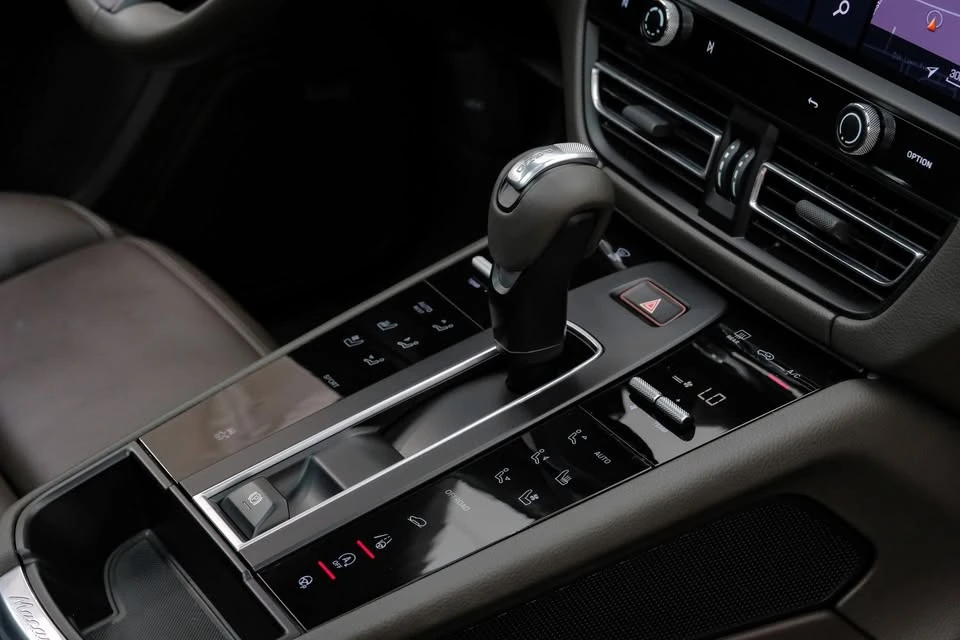 2023 Porsche Macan T - Image 2 of 20