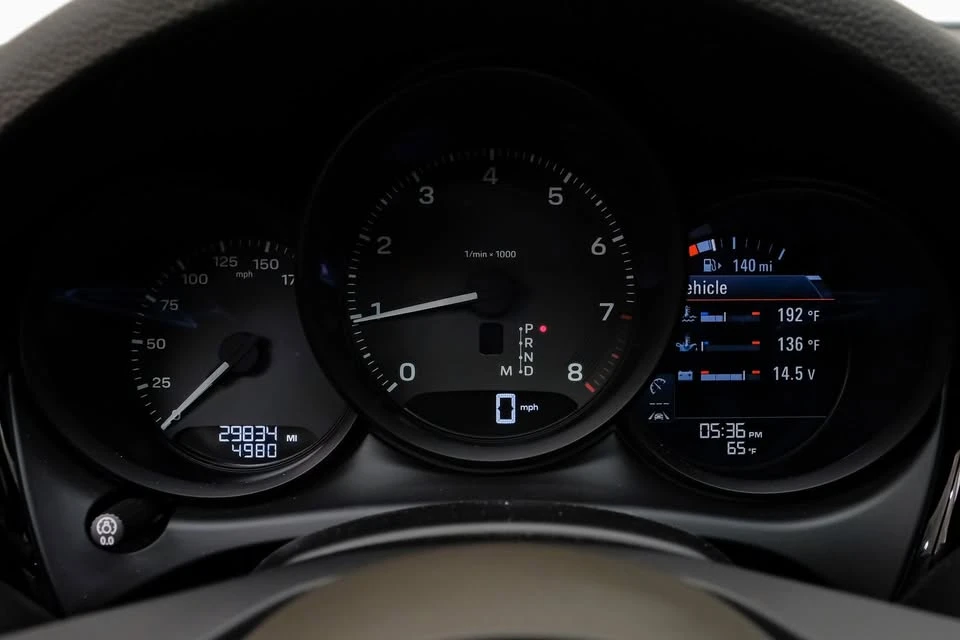 2023 Porsche Macan T - Image 10 of 20
