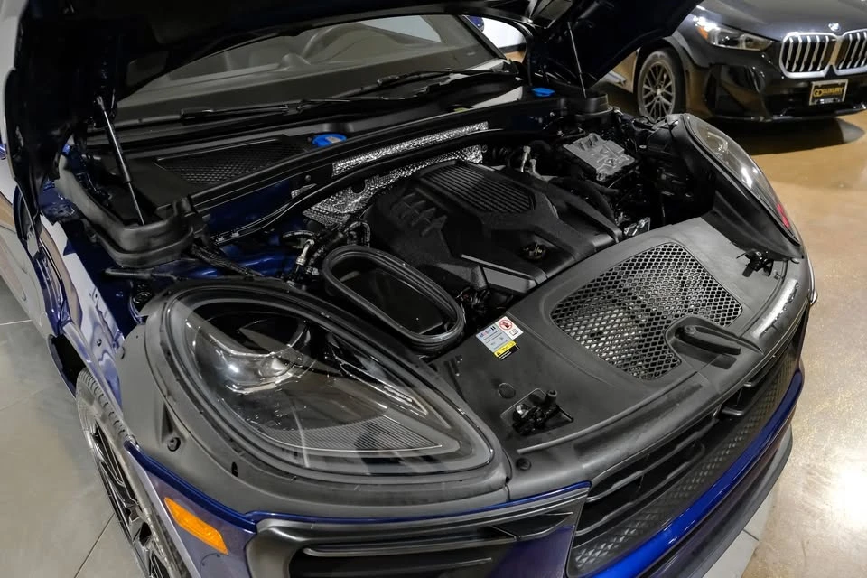 2023 Porsche Macan T - Image 3 of 20
