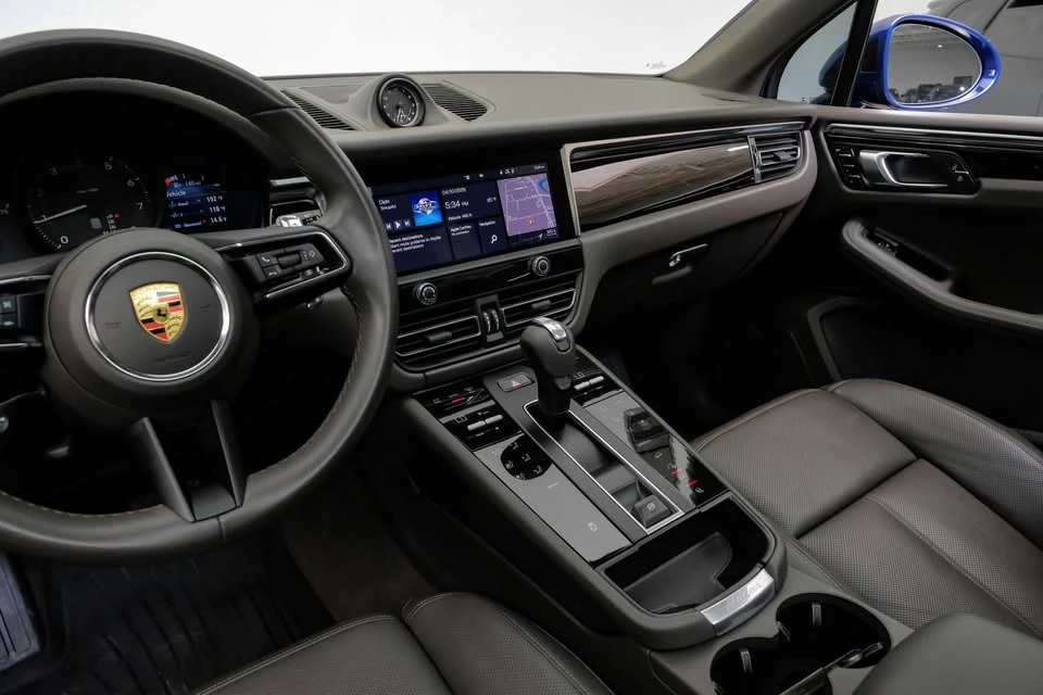 2023 Porsche Macan T - Image 6 of 20