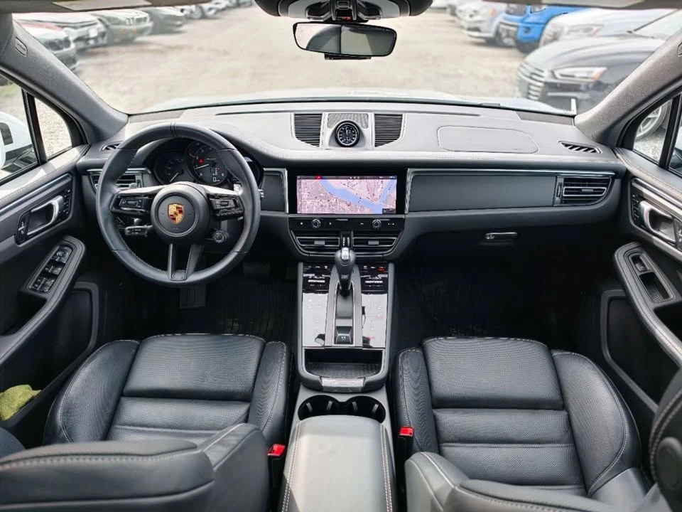 2023 Porsche Macan T - Image 9 of 19