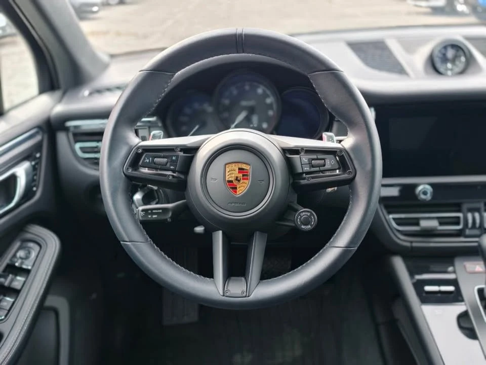 2023 Porsche Macan T - Image 11 of 19