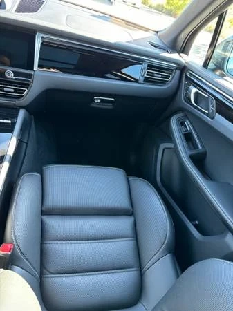 2023 Porsche Macan T - Image 11 of 13