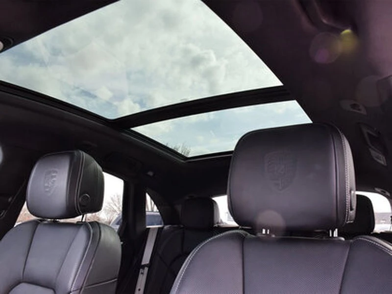 2023 Porsche Macan T - Image 8 of 20