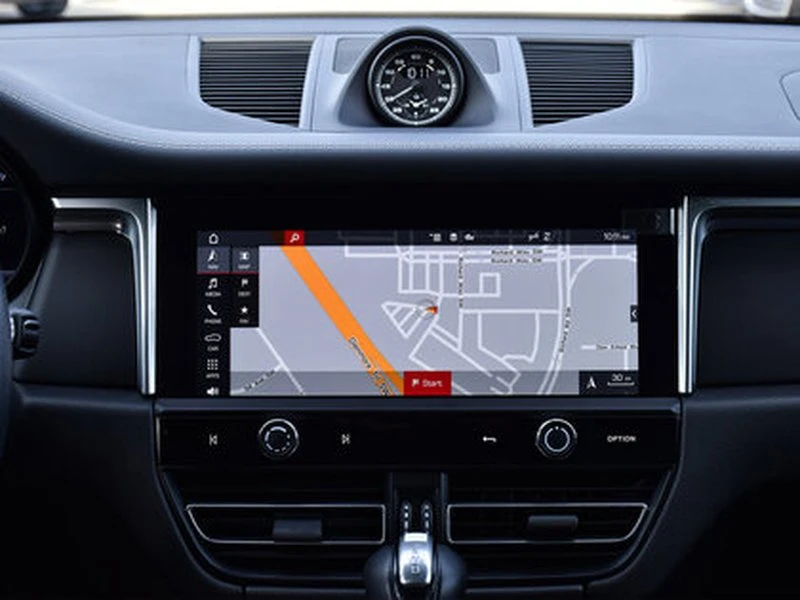 2023 Porsche Macan T - Image 13 of 20