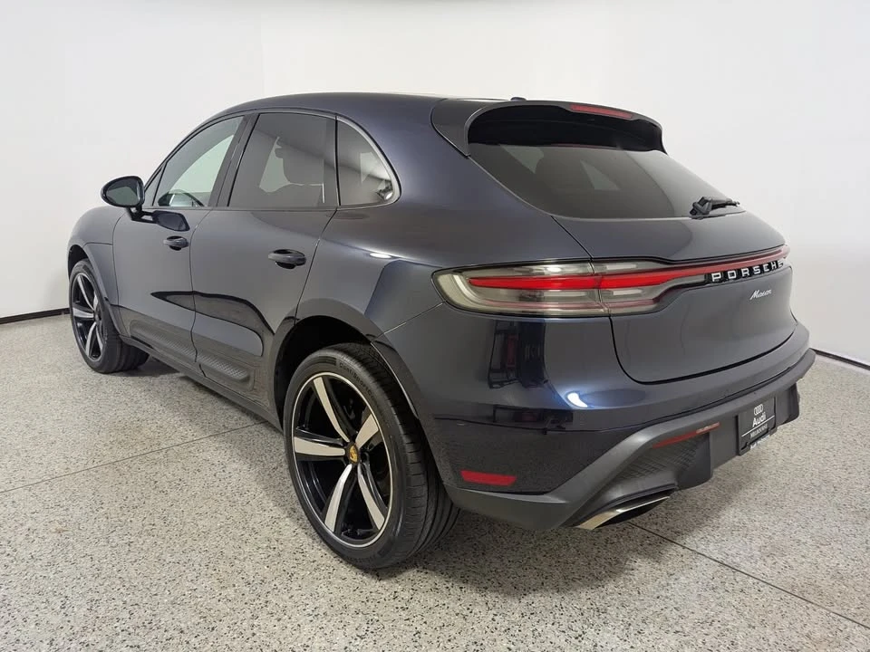 2023 Porsche Macan T - Image 4 of 12