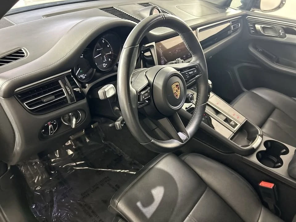 2023 Porsche Macan T - Image 12 of 19