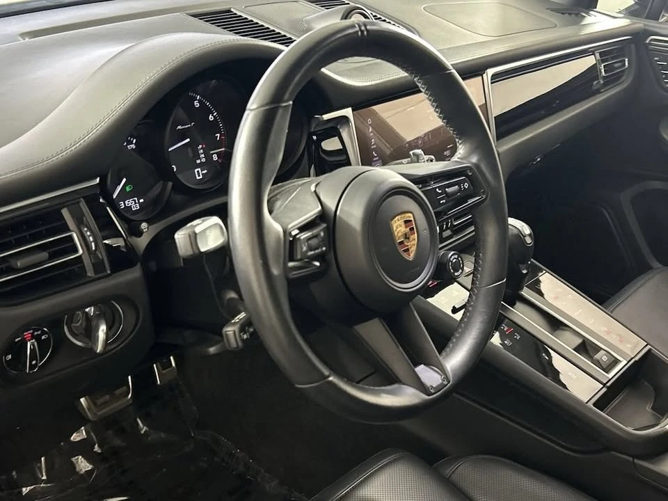 2023 Porsche Macan T - Image 14 of 19