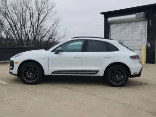 2023 Porsche Macan T - Image 2 of 8