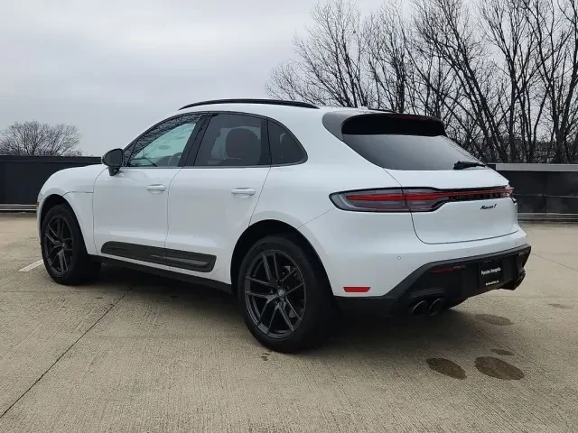 2023 Porsche Macan T - Image 3 of 8