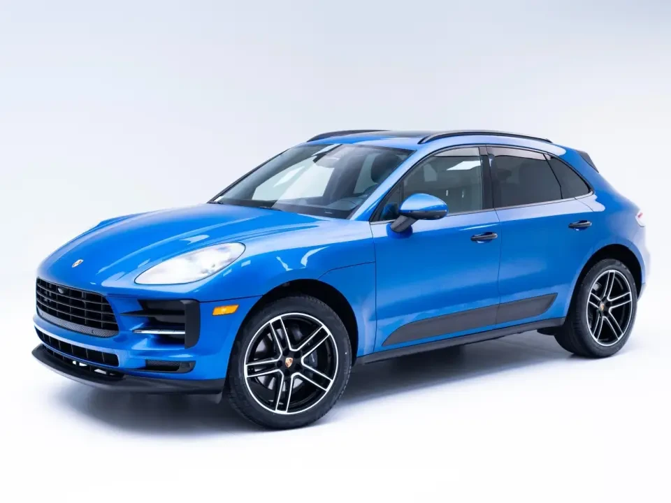 2023 Porsche Macan T - Image 10 of 13