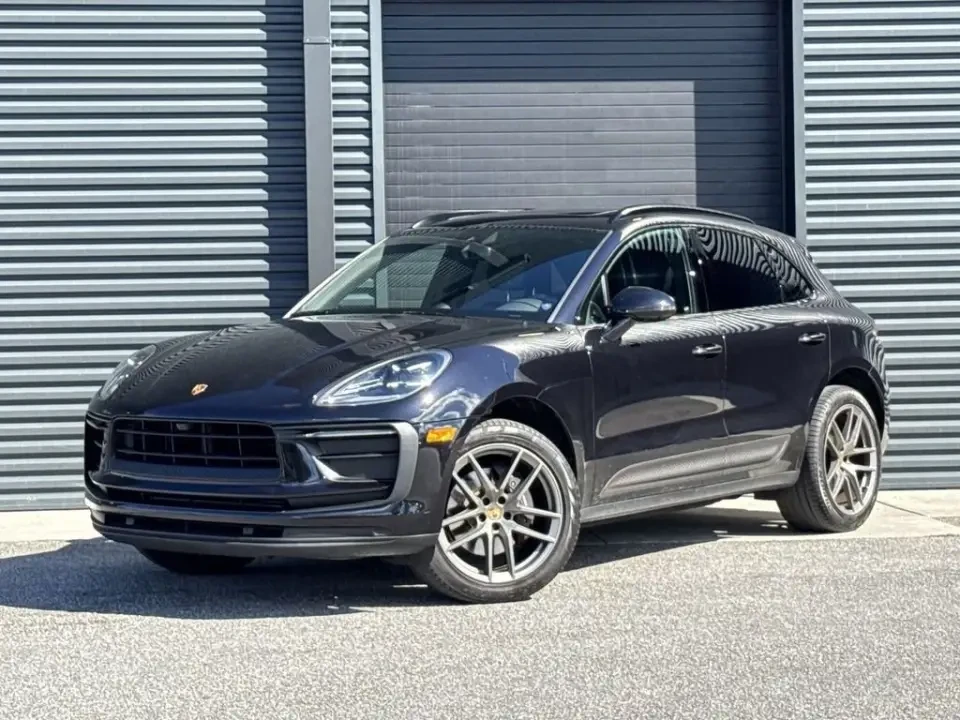 2023 Porsche Macan T - Image 13 of 13