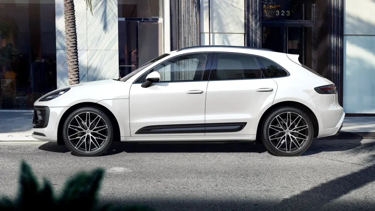 2023 Porsche Macan T - Image 2 of 9