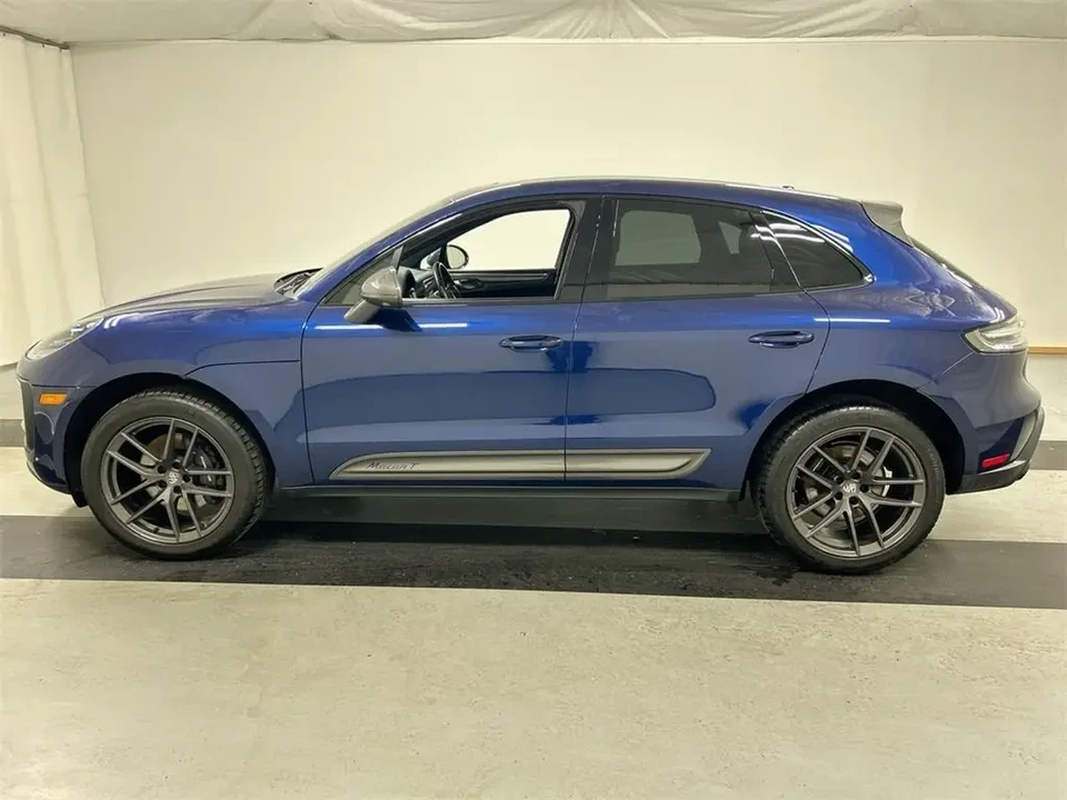 2023 Porsche Macan T - Image 2 of 8