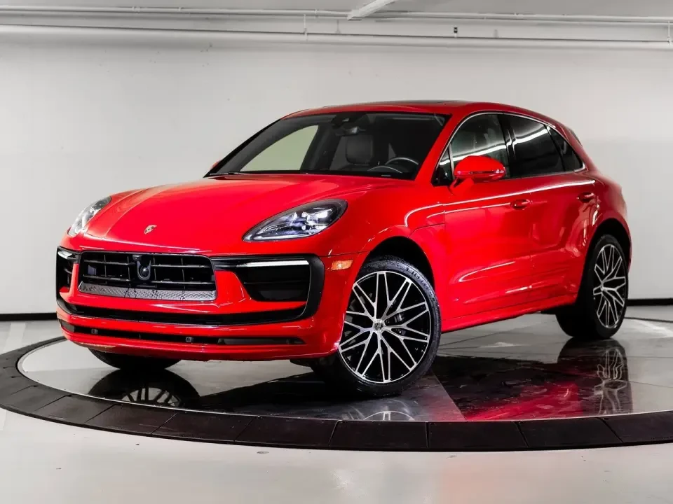2023 Porsche Macan T - Image 12 of 13