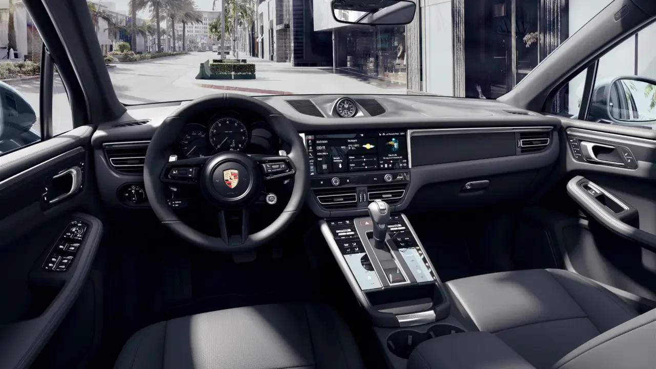 2023 Porsche Macan T - Image 4 of 13