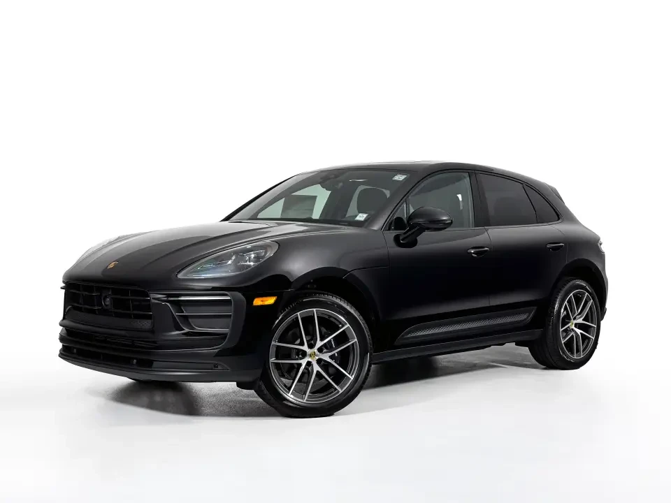 2023 Porsche Macan T - Image 9 of 13