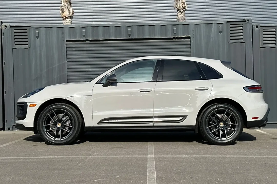 2023 Porsche Macan T - Image 2 of 9