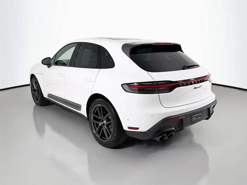 2023 Porsche Macan T - Image 3 of 5