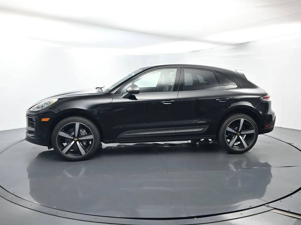 2023 Porsche Macan T - Image 2 of 5