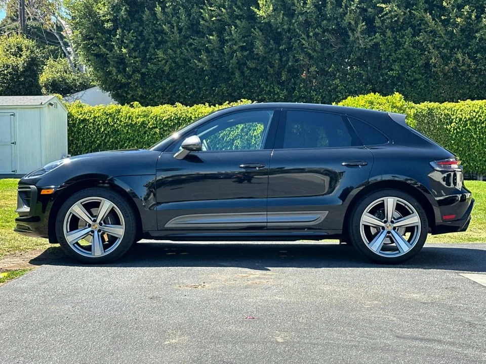 2023 Porsche Macan T - Image 2 of 5