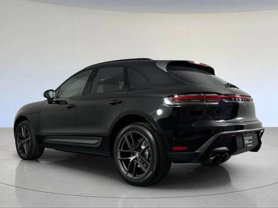 2023 Porsche Macan T - Image 3 of 5