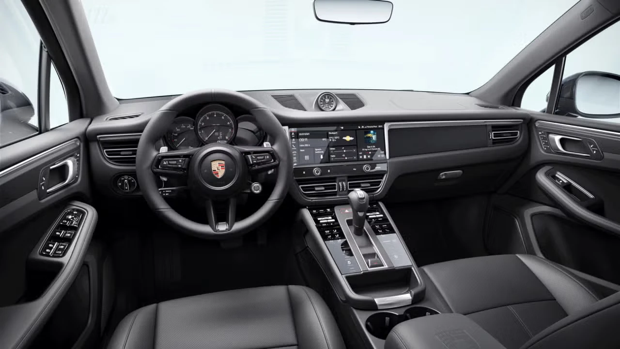 2023 Porsche Macan T - Image 28 of 30