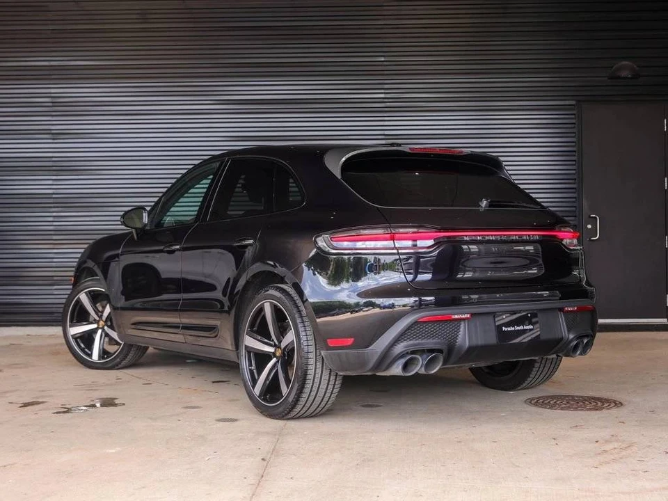 2023 Porsche Macan T - Image 3 of 5