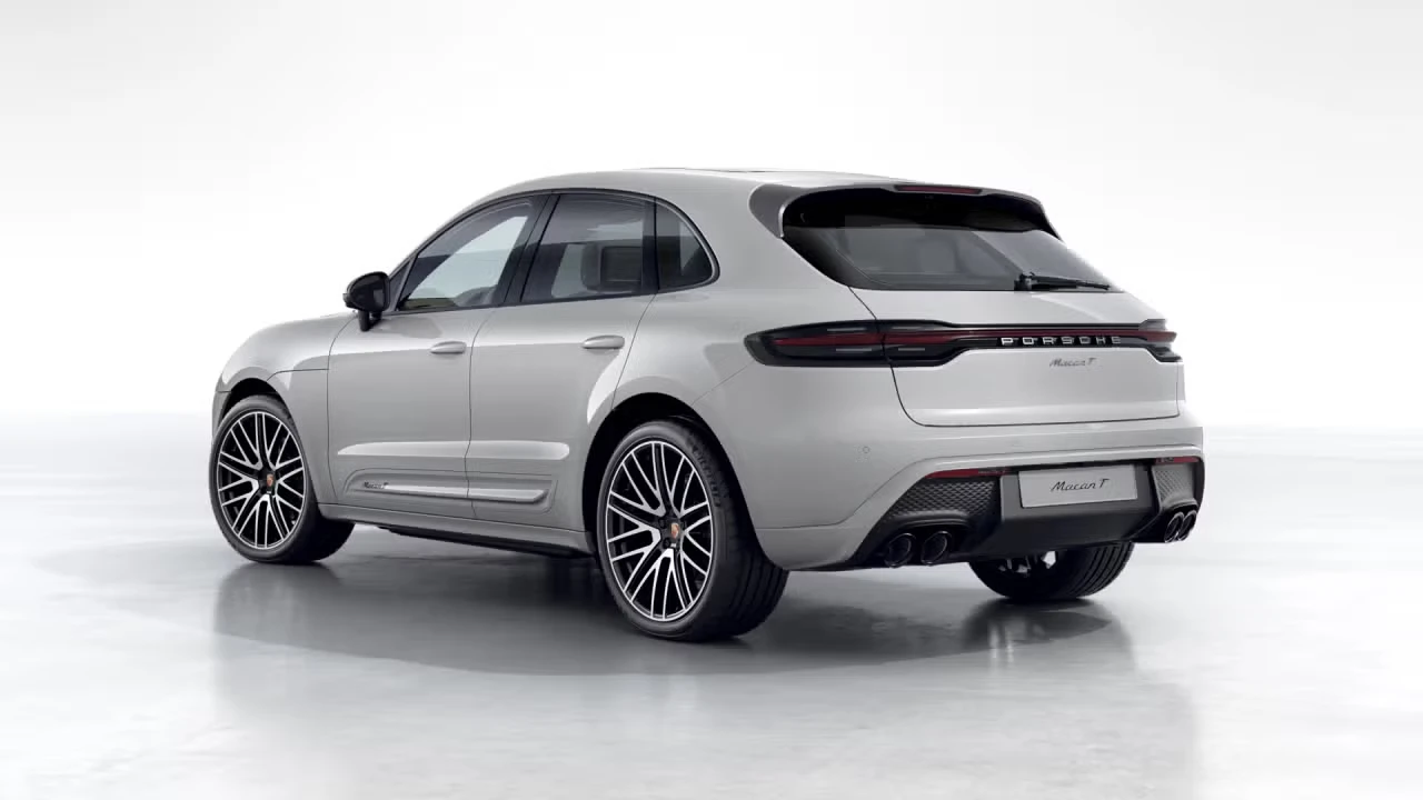 2023 Porsche Macan T - Image 20 of 30