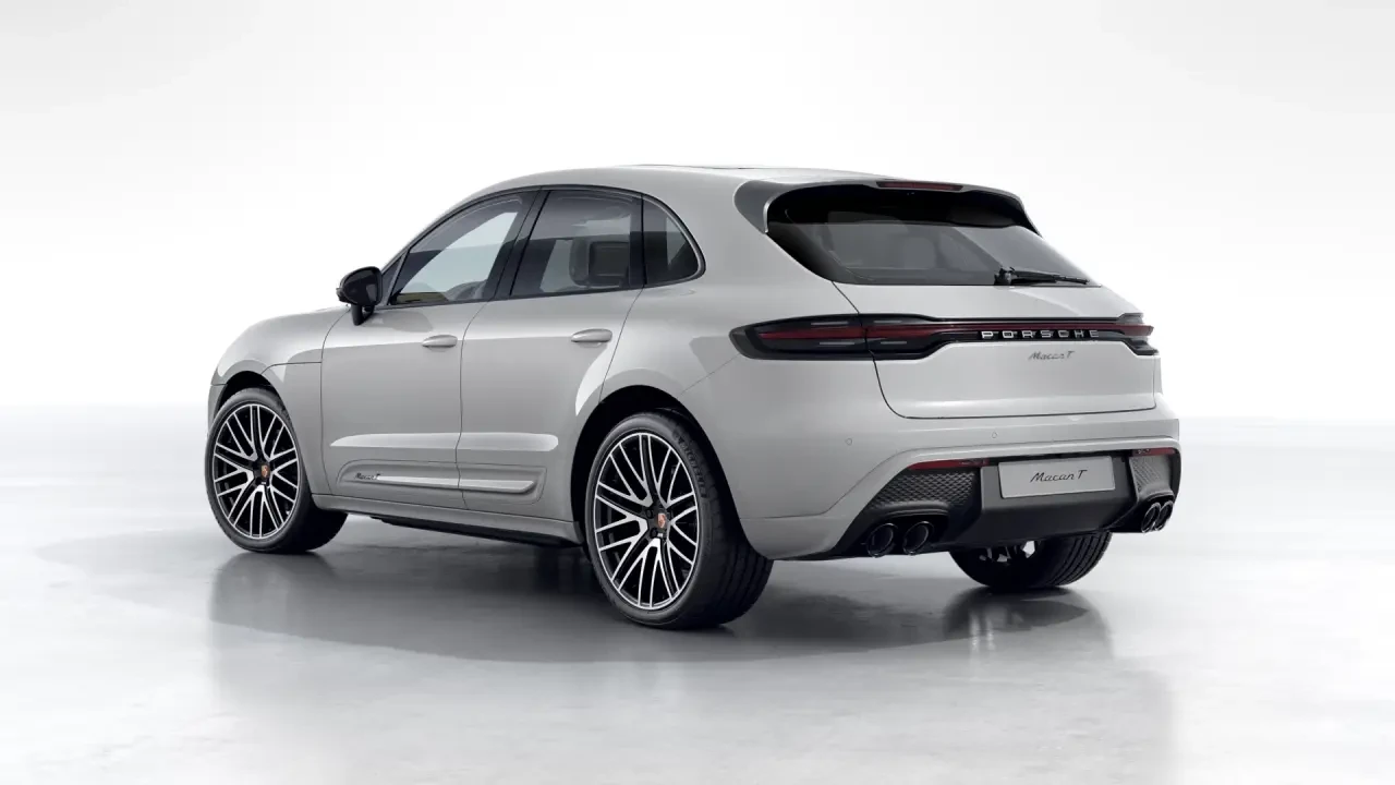 2023 Porsche Macan T - Image 24 of 30