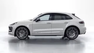 2023 Porsche Macan T - Image 9 of 30