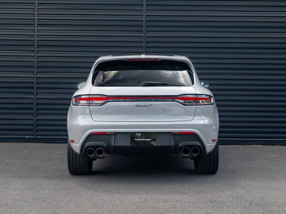 2023 Porsche Macan T - Image 3 of 5