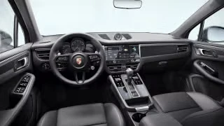 2023 Porsche Macan T - Image 26 of 31