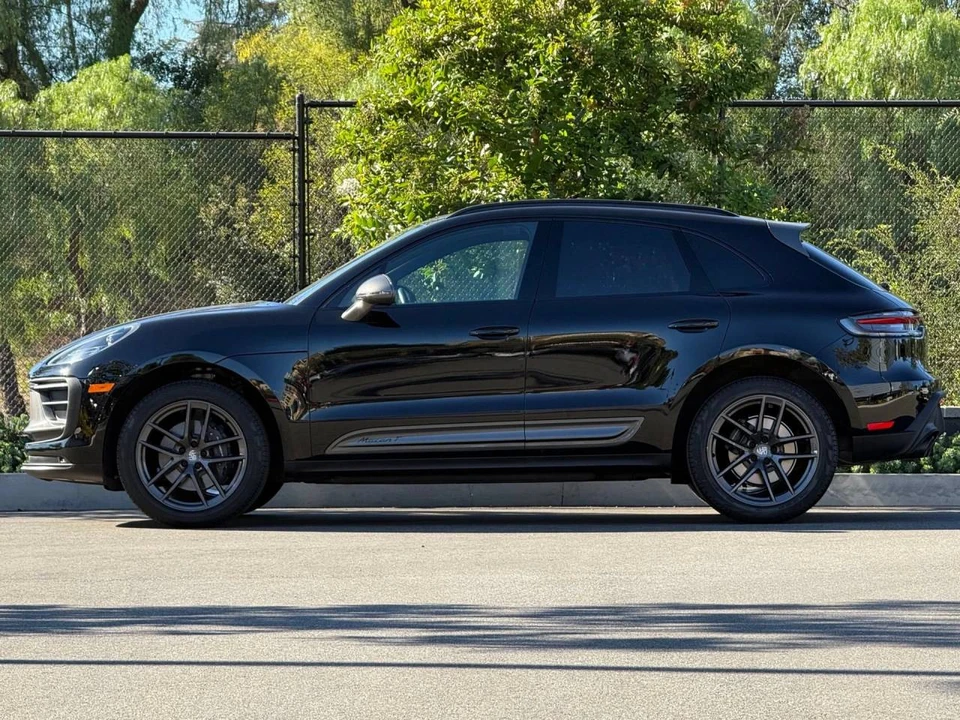 2023 Porsche Macan T - Image 2 of 5