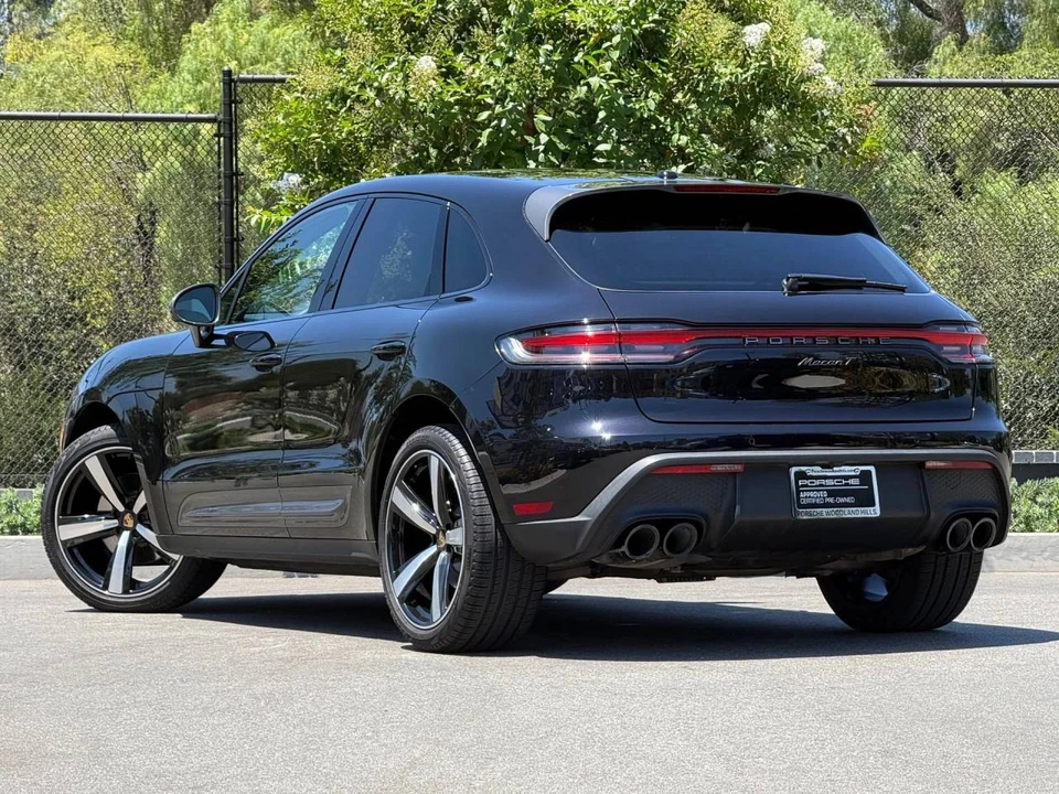 2023 Porsche Macan T - Image 3 of 5