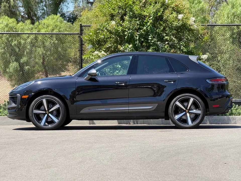 2023 Porsche Macan T - Image 2 of 5