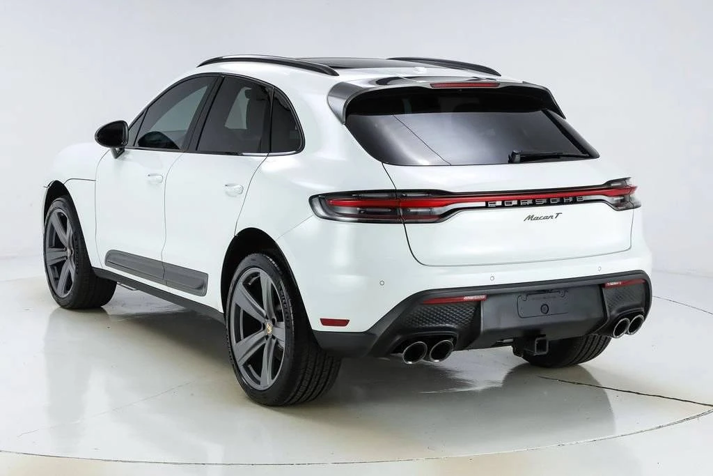 2023 Porsche Macan T - Image 3 of 5