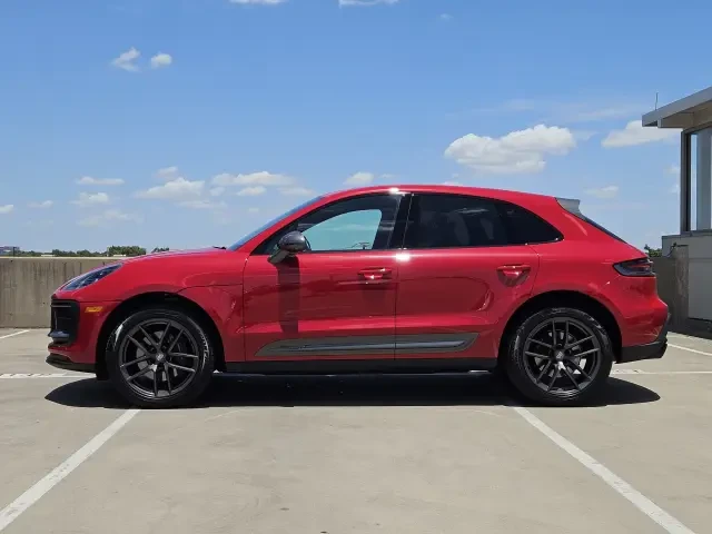 2023 Porsche Macan T - Image 14 of 31
