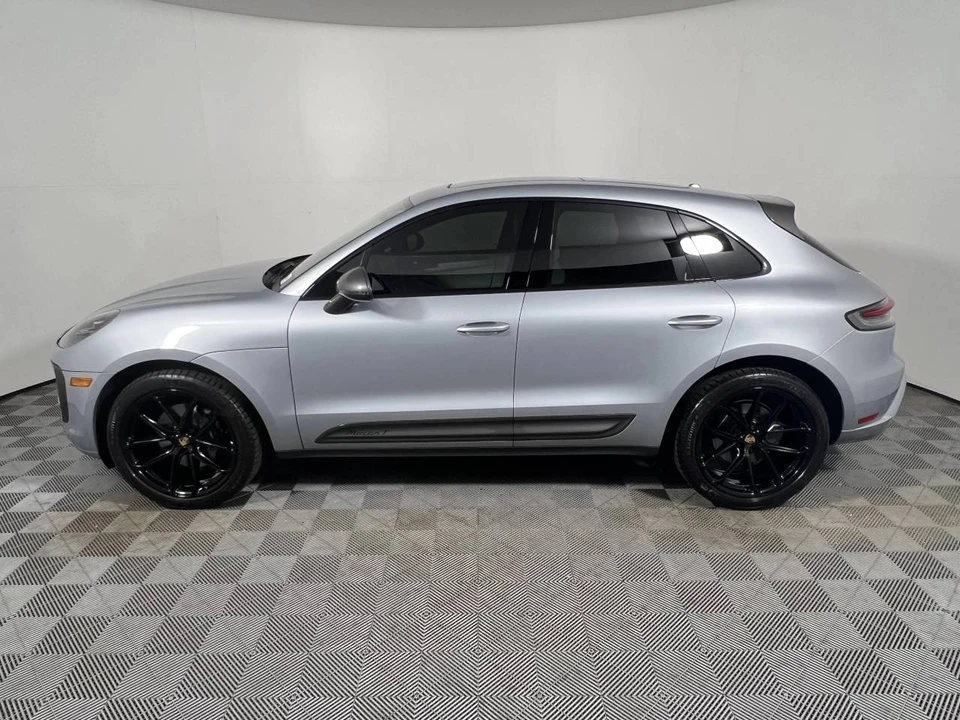 2023 Porsche Macan T - Image 2 of 5