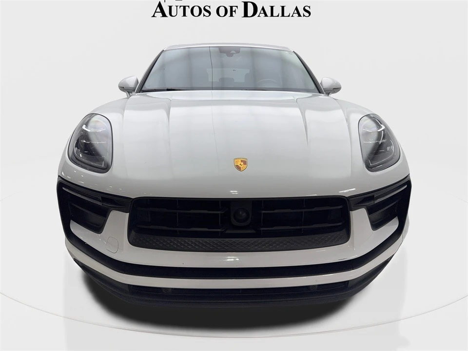 2023 Porsche Macan T - Image 3 of 12