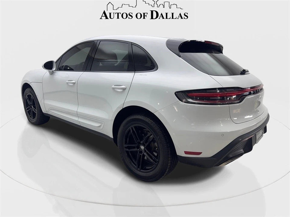 2023 Porsche Macan T - Image 9 of 12