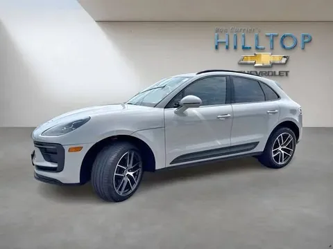 2023 Porsche Macan T