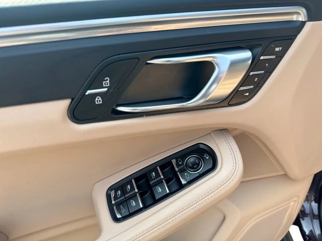 2023 Porsche Macan T - Image 16 of 20