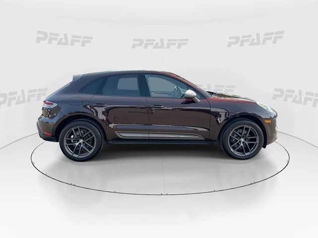 2023 Porsche Macan T - Image 10 of 20