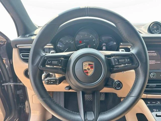 2023 Porsche Macan T - Image 12 of 20