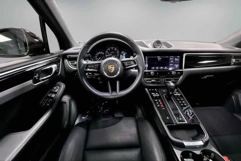 2023 Porsche Macan T - Image 6 of 17