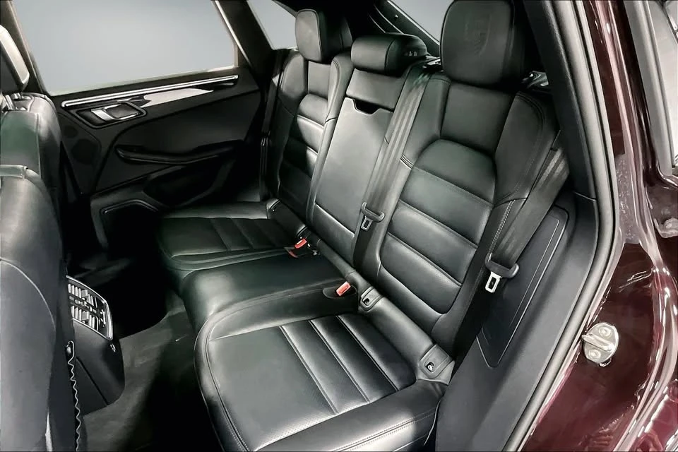 2023 Porsche Macan T - Image 15 of 17
