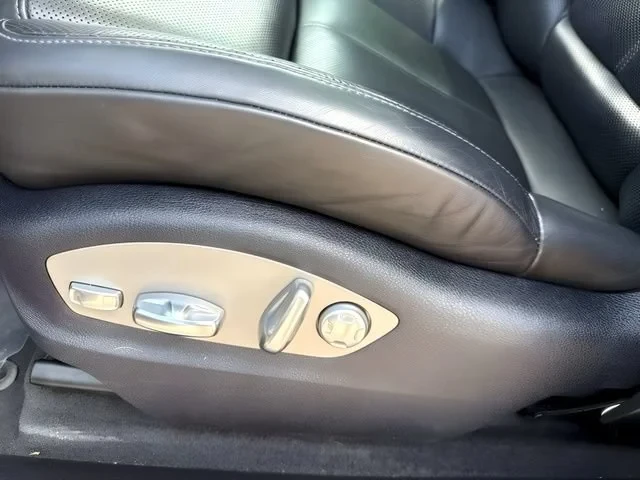 2023 Porsche Macan T - Image 9 of 20