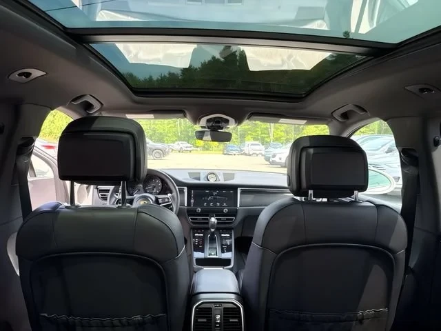 2023 Porsche Macan T - Image 15 of 20